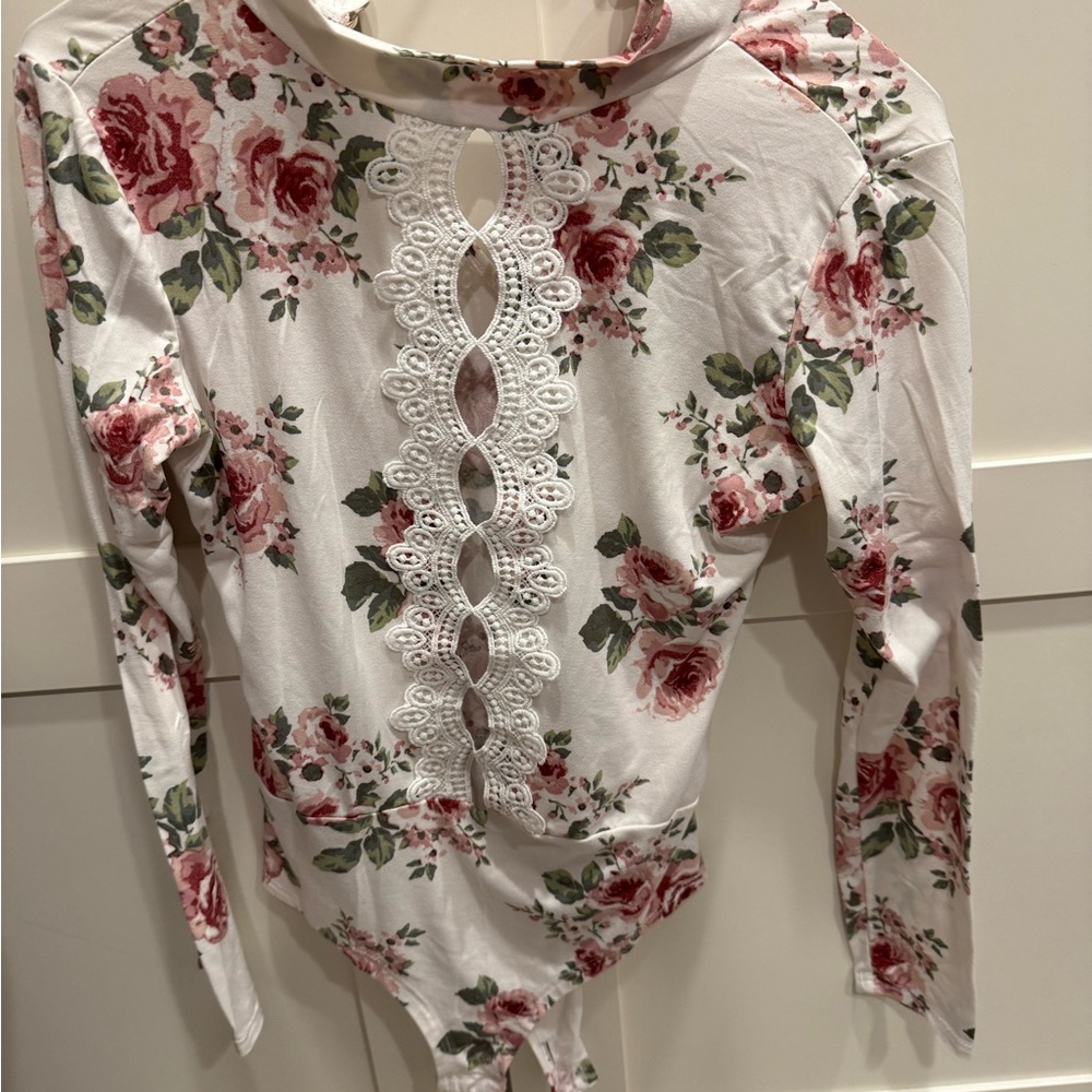 Floral Lace Detail Women's bodysuit